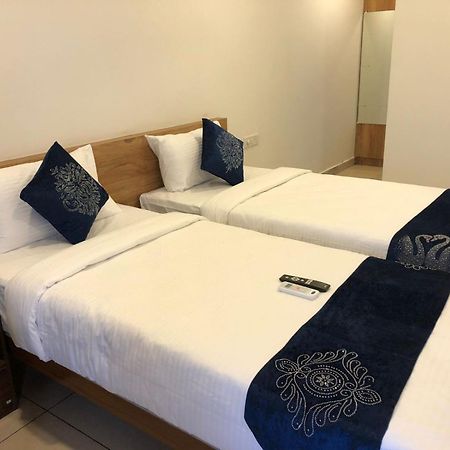 Hotel Amulya Regency Bayappanhalli Ngoại thất bức ảnh