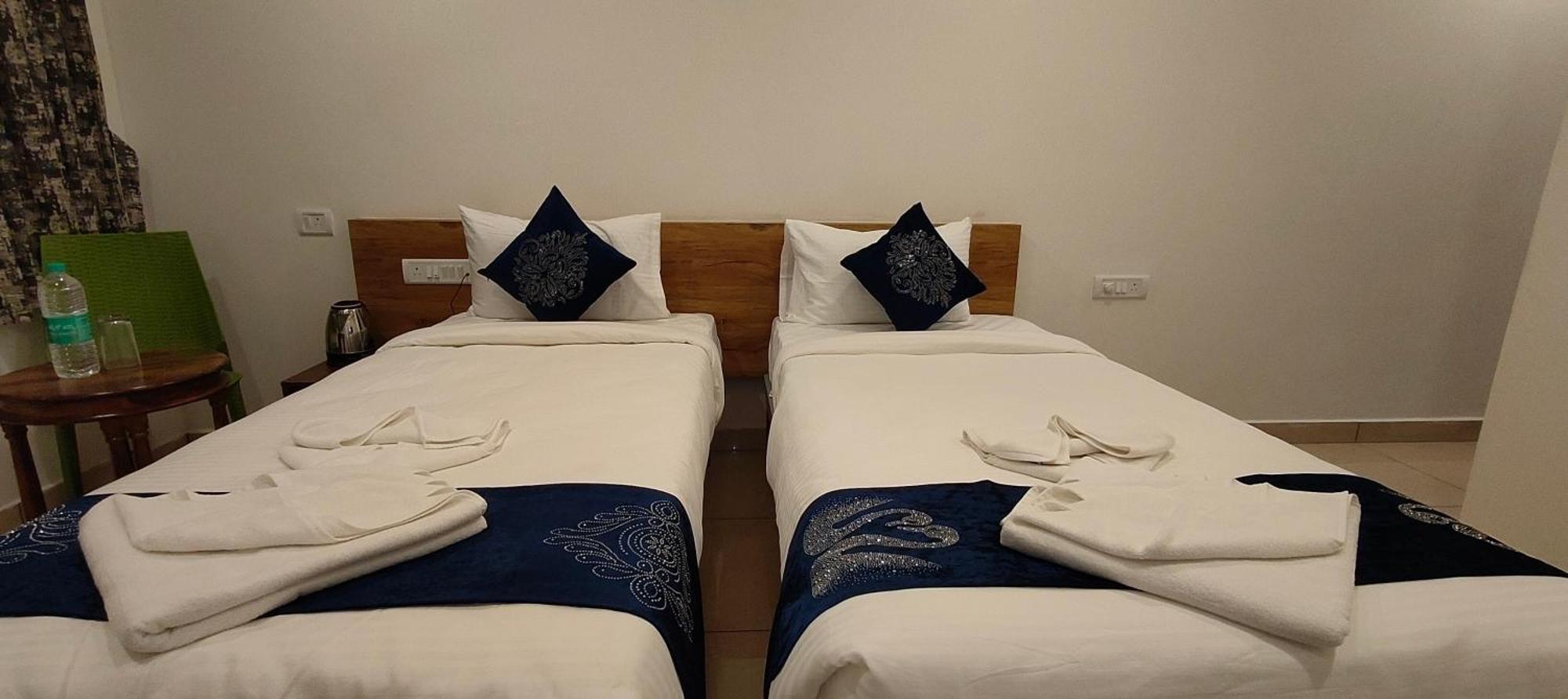 Hotel Amulya Regency Bayappanhalli Ngoại thất bức ảnh