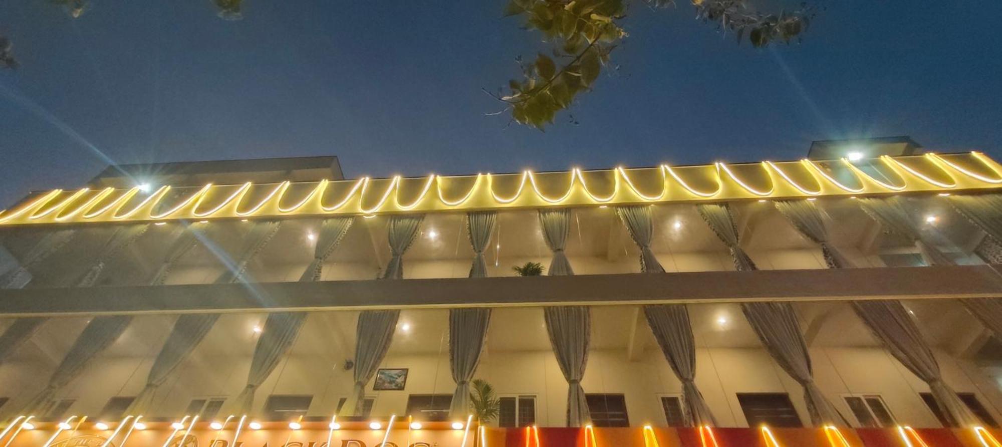 Hotel Amulya Regency Bayappanhalli Ngoại thất bức ảnh